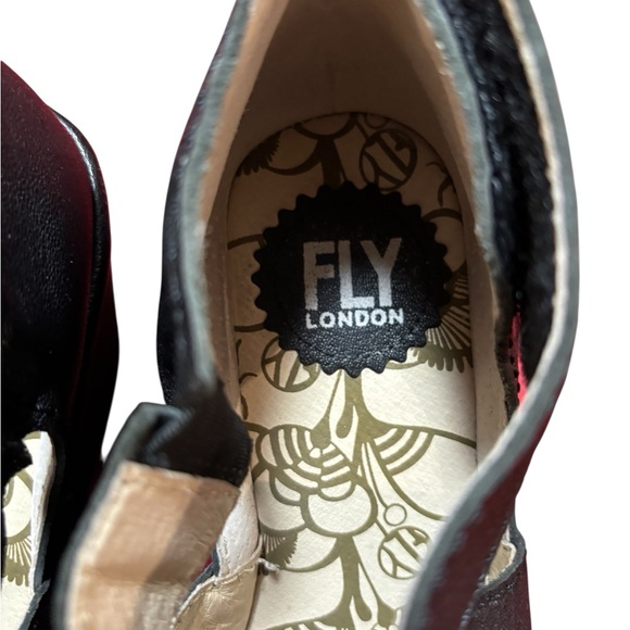 Fly London Black and Tan Leather Shoes - Picture 2 of 8